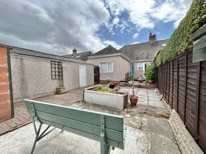 Photo 19- click for photo gallery